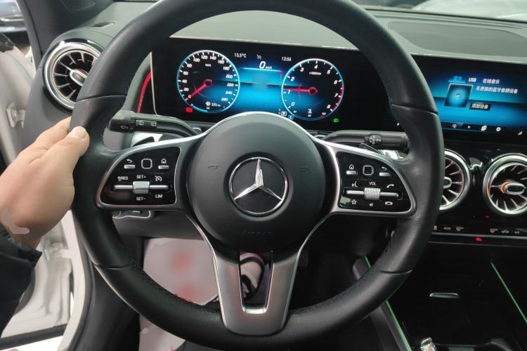 Used Mercedes-Benz GLB 2020 Facelift GLB 200 Fashion Edition
