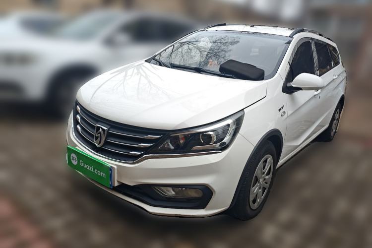 Used Baojun 310W 2017 1.5L Manual Comfort Version China VI Emission Standard