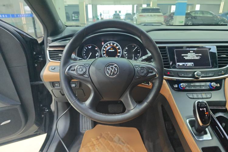 Used Buick LaCrosse 2016 28T Luxury Version Steering Wheel