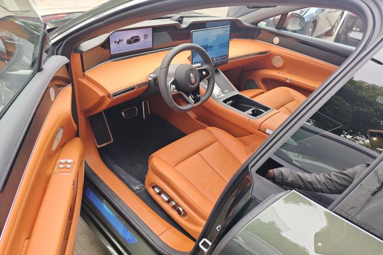 Used Hima S9T 2025 Model Range-Extended Ultra Long-Range Version Left Front Seat