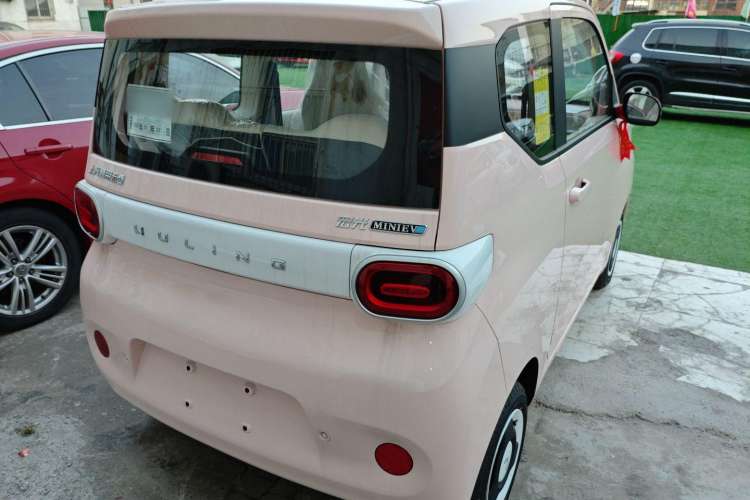 Used Wuling Hongguang MINIEV 2024 3rd Generation 215km Youth Edition