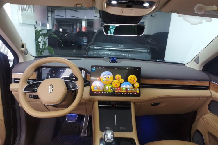 Used Hima AITO M7 2024 1.5T Intelligent Drive Rear-Drive Ultra Version 5 Seats Center Console