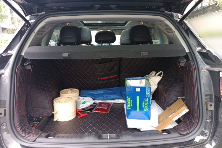 Used Jeep Compass 2017 200T Automatic Enjoyment Version Trunk