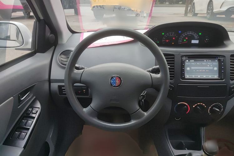 Used Geely Auto Diamond 2013 1.5L Manual Entry-Level Model
