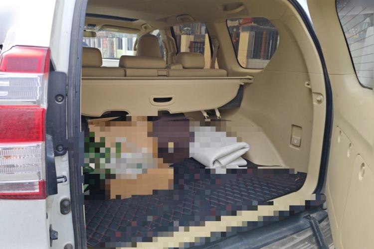 Used Toyota Prado 2016 2.7L Automatic Standard Edition Trunk