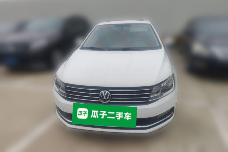 Used Volkswagen Lavida 2013 Revised Version 1.6L Automatic Luxury Edition Front