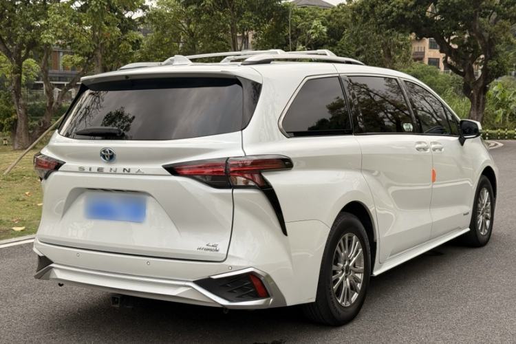 Used Toyota SIENNA 2021 2.5L Hybrid Comfort Edition Exterior 1