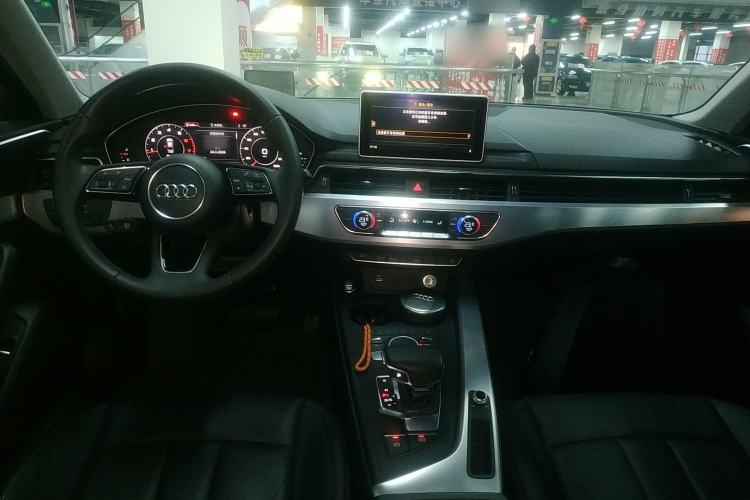 Used Audi A4L 2018 30th Anniversary Edition 40 TFSI Fashion Model