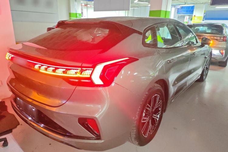 Used Zeekr 001 2025 WE Edition 95 kWh All-Wheel Drive
