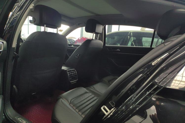 Used Volkswagen Magotan 2019 330TSI DSG Luxury Version China VI Standard
