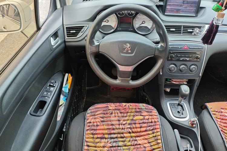 Used Peugeot 308 2014 Enjoy Edition Classic 1.6L Automatic Premium Model
