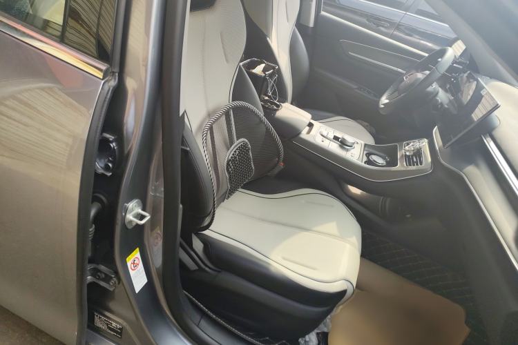 Used BYD Destroyer 05 2024 HONOR Edition DM-i 55KM Luxury Model Right Front Seat