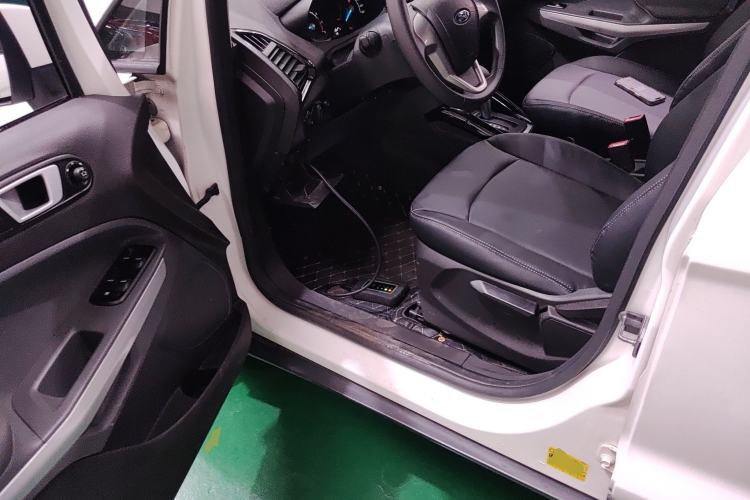 Used Ford EcoSport 2013 1.5L Automatic Fashion Model