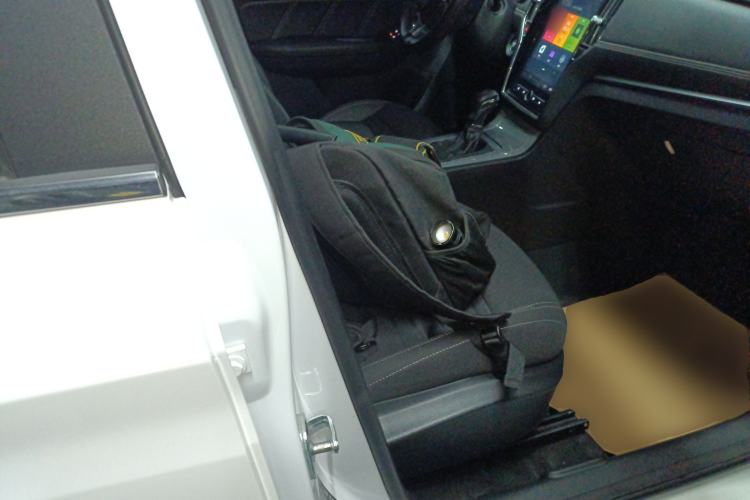 Used Roewe RX5 2020 20T Automatic 4G Connect Excellence Edition
