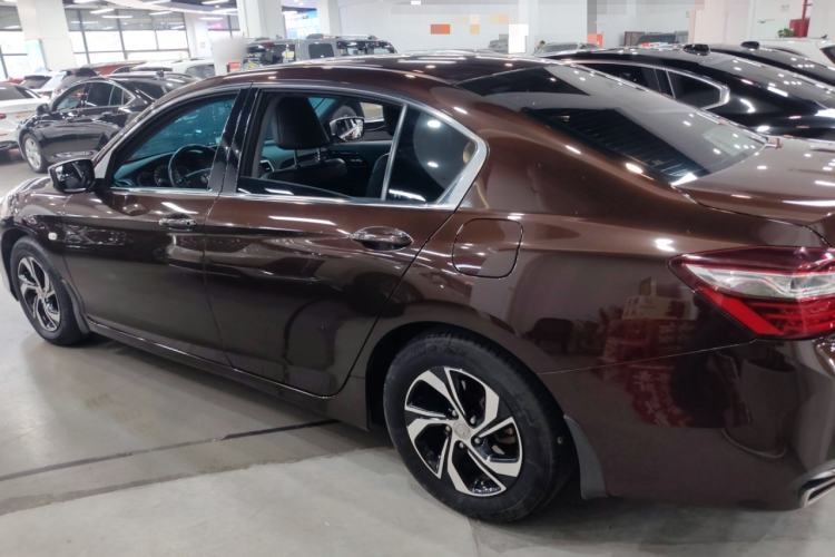 Used Honda Accord 2016 2.0L Elite Edition
