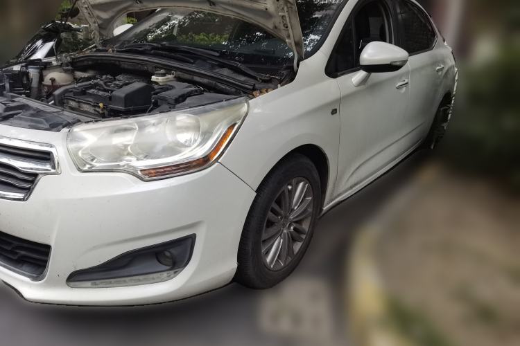 Used Citroen C4L 2015 1.8L Automatic Luxury Edition Guazi used car, China used car export, Used car for sale, Used cars, Cheapest cars for sale