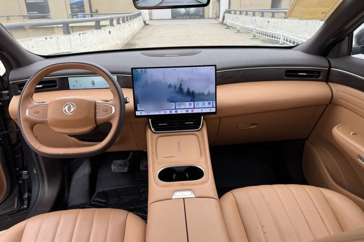 Used Dongfeng Aeolus L8 2025 Model 185KM Dream Edition Interior 5