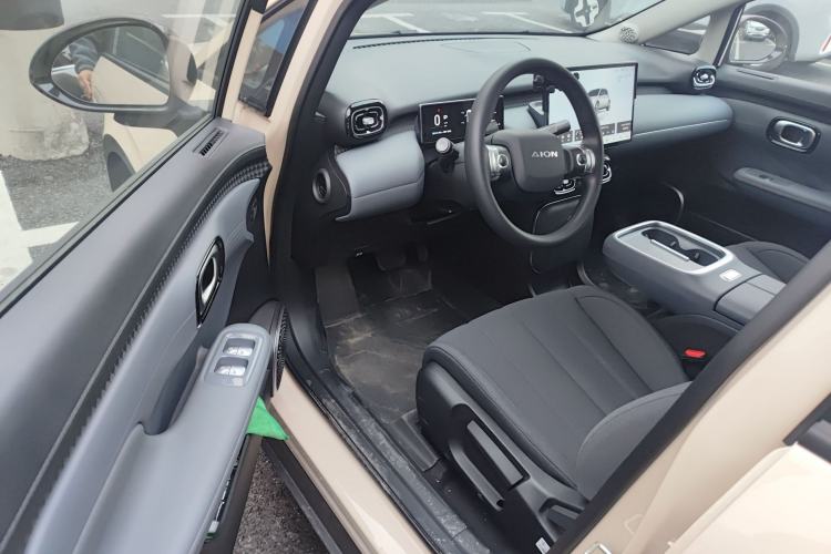 Used AION UT 2025 330 Starlight Edition
