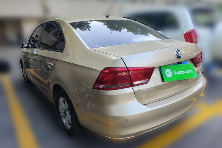 Used Volkswagen Santana 2013 1.6L Automatic Fashion Edition