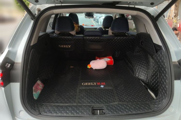 Used Geely Auto Monjaro L 2022 1.5T Leishen Hi·F Plug-in Hybrid Super Xun Trunk