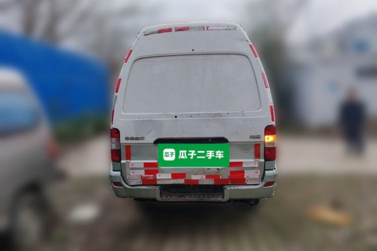 Used Jinbei Hiace 2014 2.0L Fifth-Generation Xiangyun Comfort Type 1 4G21C
