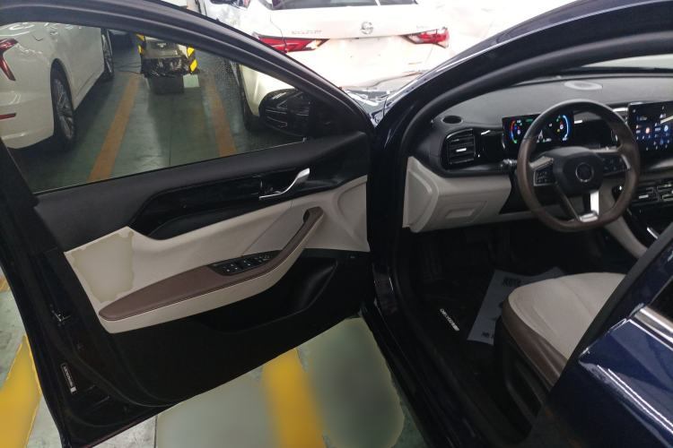 Used BYD Qin PLUS 2024 HONOR Edition DM-i 55KM Leading Model