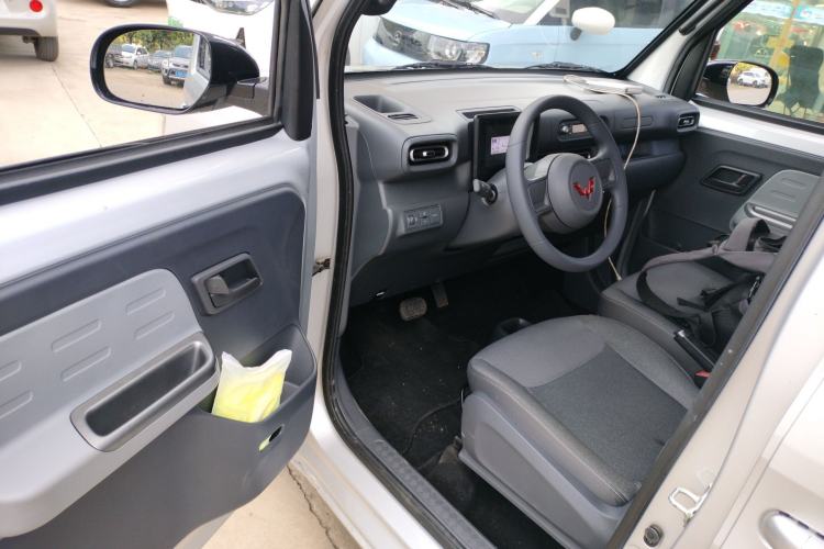 Used Wuling Zhiguang New Energy 2025 Comfort Model Driver Seat