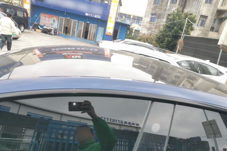 Used Tesla Model Y 2021 Long-Range All-Wheel-Drive Version
