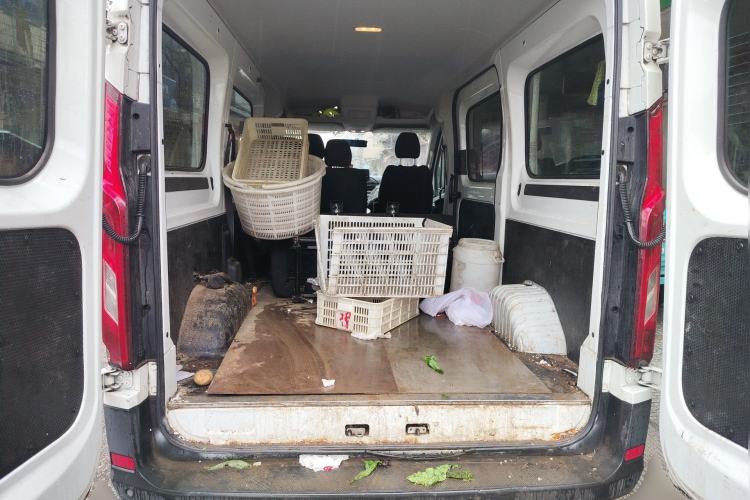 Used SAIC MAXUS Xintu V90 2021 2.0T Manual Zhiyun King Rear-Drive Single-Tire Long Wheelbase High-Roof 7-Seater