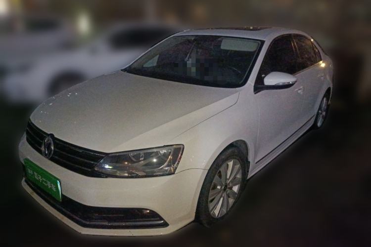 Used Volkswagen Sagitar 2015 1.6L Manual Comfort Model