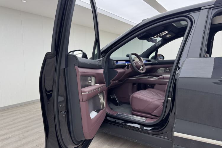 Used Nio ES8 2026 Model 6-seat Executive Signature Edition
