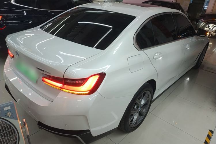 Used BMW i3 2024 eDrive 35 L
