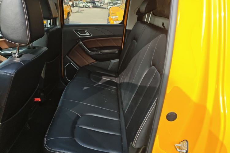 Used JMC Yuhu EV 2022 4x2 LX JX1032PSEF5BEV Left Rear Seat