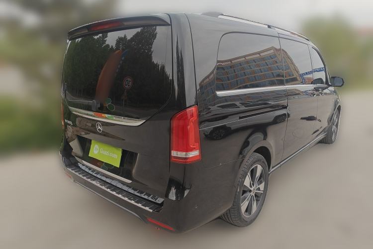 Used Mercedes-Benz V-Class 2020 V 260 L Long-wheelbase Luxury Edition Rear Right 45 Deg