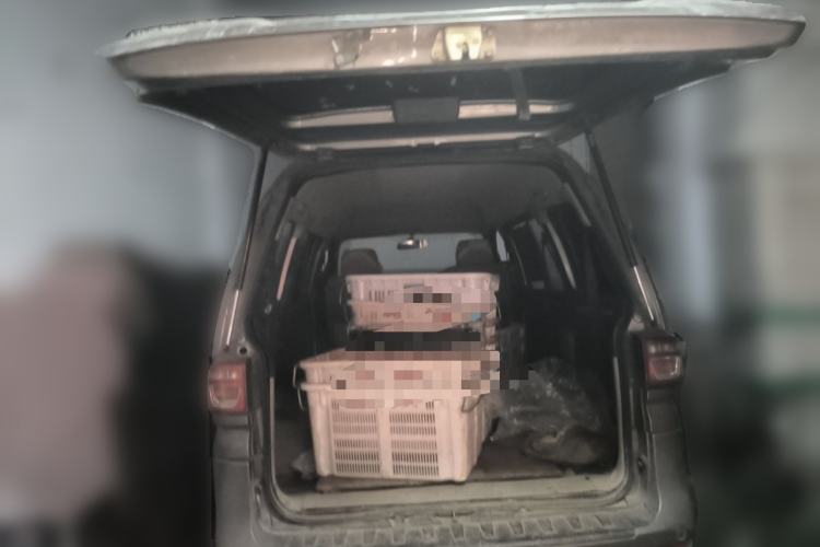 Used FORTHING Lingzhi 2017 V3 1.5L 7-seater Standard Model Trunk