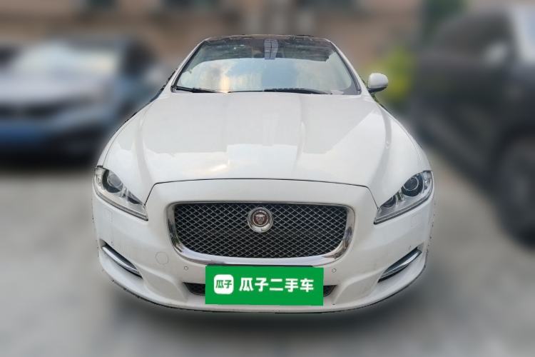 Used Jaguar XJ 2014 XJL 2.0T Two-Wheel-Drive Elegant Business Edition Front