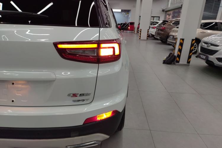 Used Changan CS55 2018 1.5T Automatic Colorful Edition China V Standard
