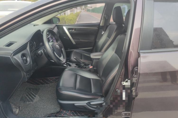 Used Toyota Levin 2017 Revised Dual-Engine 1.8H GS E-CVT Elite Sunroof Version China V Standard