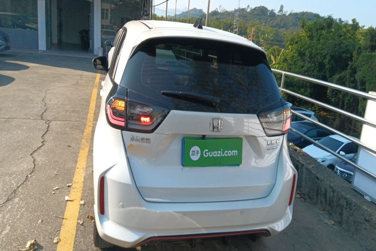 Used Honda LIFE 2021 1.5L CVT SPO-SS Dynamic Edition
