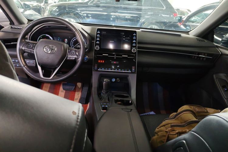 Used Toyota Avalon 2019 Dual-Engine 2.5L Luxury Edition China VI Standard
