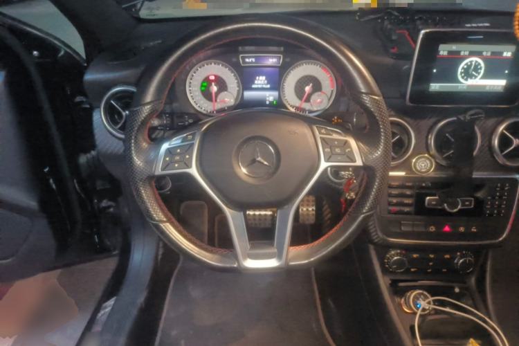 Used Mercedes-Benz A-Class 2015 A 200 Sport Edition Steering Wheel