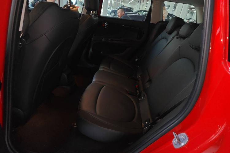 Used MINI Countryman 2019 1.5T COOPER ALL4 Artist Weekend Travel Edition