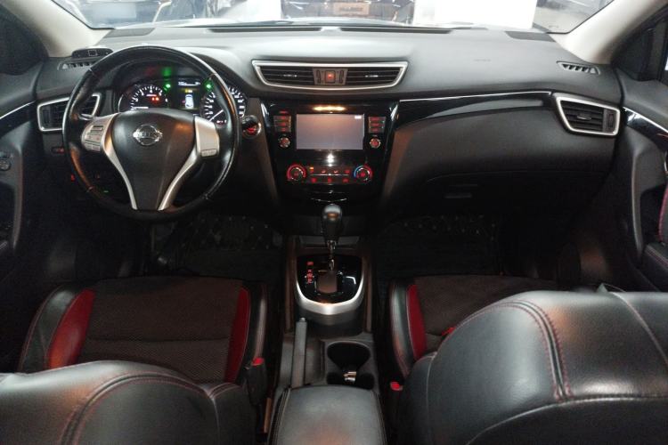 Used Nissan Qashqai 2017 2.0L CVT Luxury Edition China V Standard Center Console