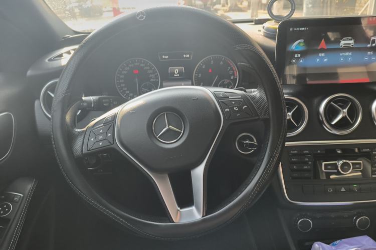 Used Mercedes-Benz A-Class 2015 A 180 Standard Model Steering Wheel