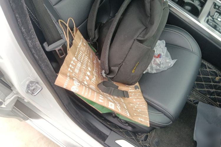 Used Jaguar XEL 2020 2.0T 200PS R-DYNAMIC Youth Sports Edition Right Front Seat