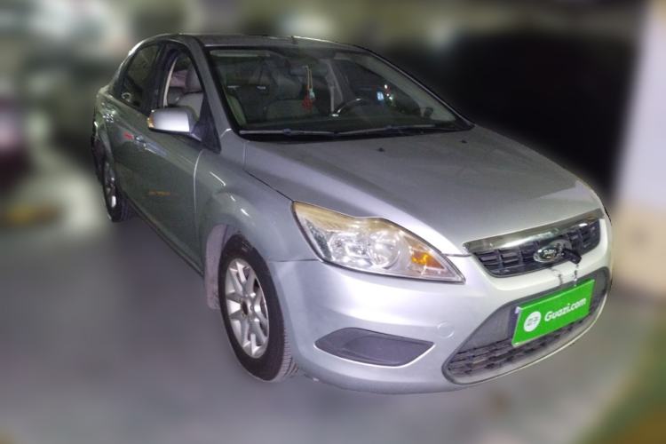 Used Ford Focus 2011 Sedan 1.8L Manual Classic Model

