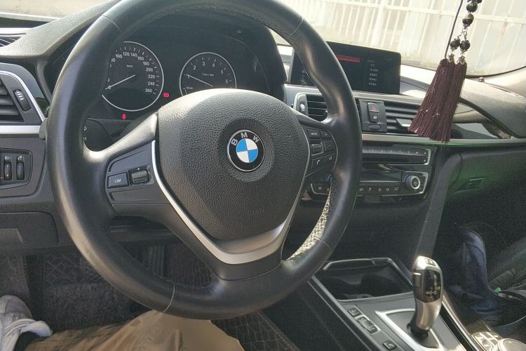 Used BMW 3 Series 2019 320Li Fashion Model
