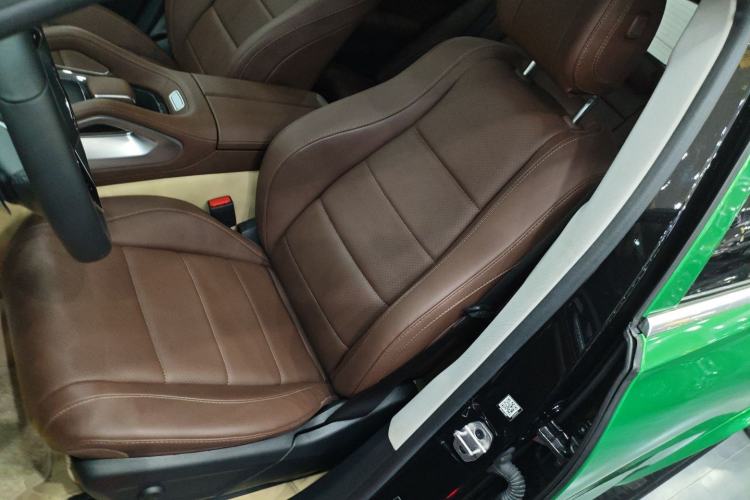 Used Mercedes-Benz GLE 2024 GLE 350 4MATIC Stylish Model
