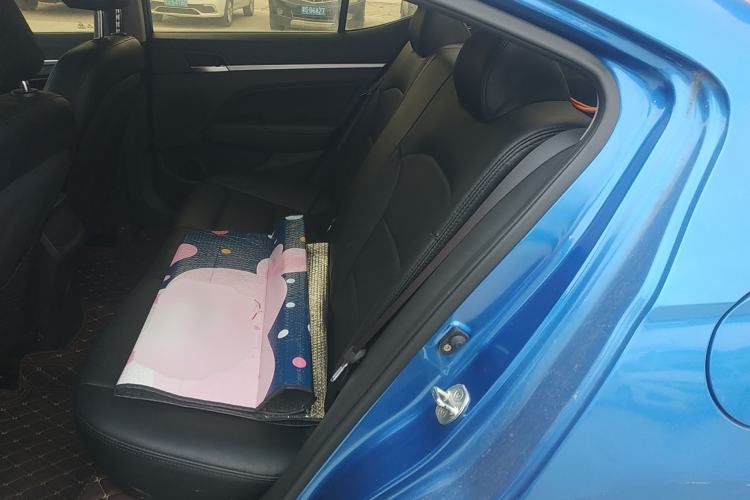 Used Hyundai Elantra (6th Generation / Lingdong) 2016 1.6L Automatic ZhiXuan – Elite Version Left Rear Seat