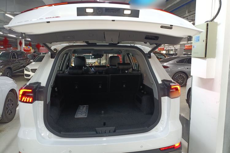 Used Chery Tiggo 8 PRO New Energy 2023 Champion Edition 1.5T 100km Glory Version Trunk